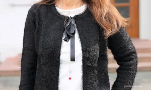 Outfit Perlenjeans und Kuscheljacke von Klingel Modeblog ab 40 Castlemaker Lifestyle-Blog mode ab