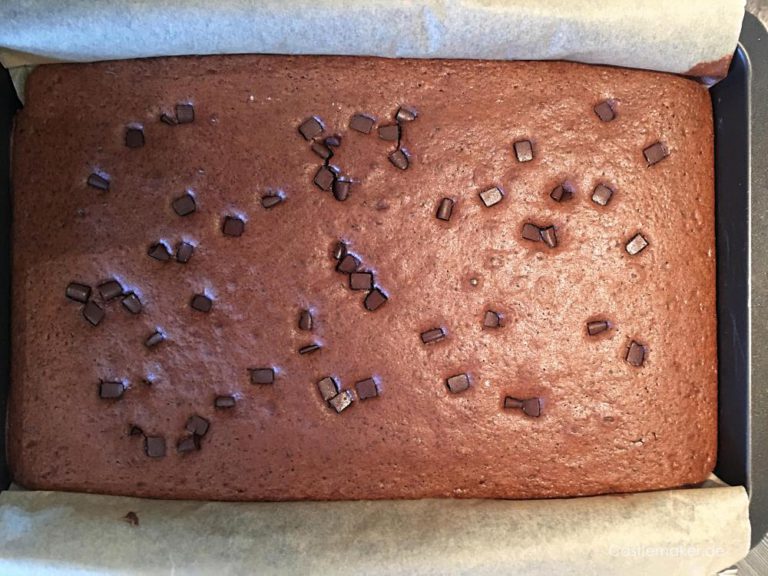 Einfacher Schokoladenblechkuchen - schnelles Rezept « Castlemaker ...