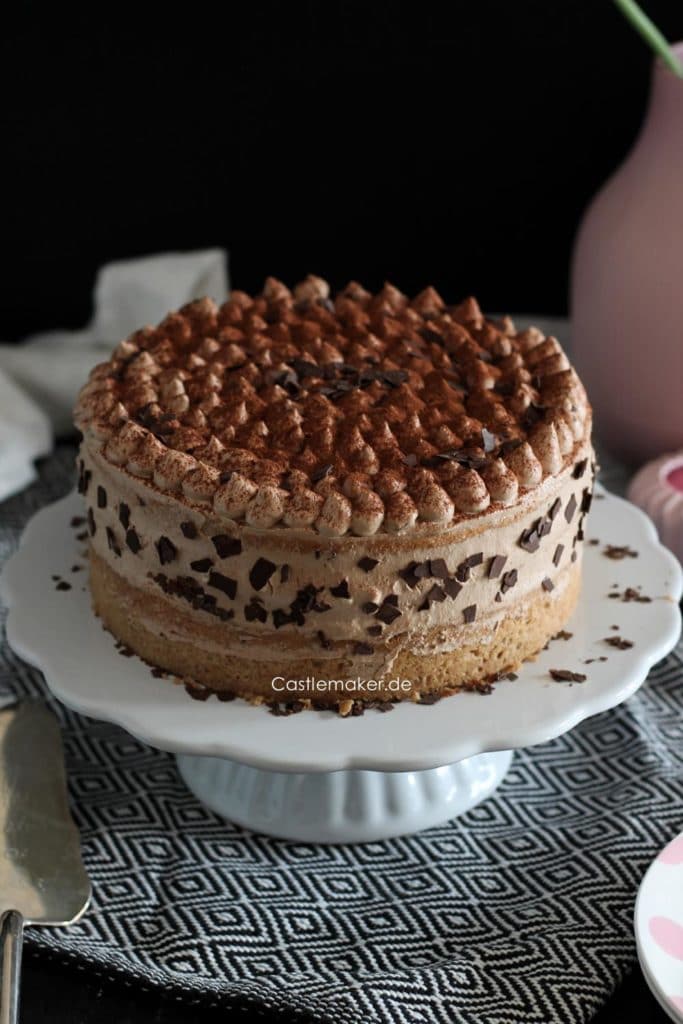 Nuss-Nougat-Torte mit Kirschen « Castlemaker Foodblog &amp; Lifestyle Magazin