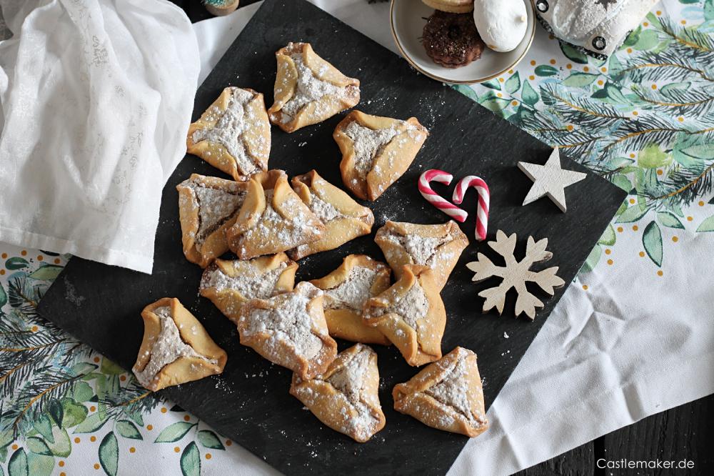 Pfaffenhuetchen mit nussfuellung nussplaetzchen weihnachtsgebaeck kekse rezept Castlemaker foodblog aus baden