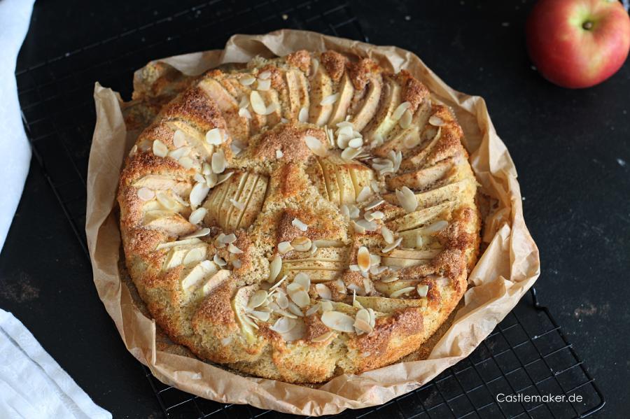 leckerer low carb apfelkuchen mit mandenl und zimt castlemaker foodblog