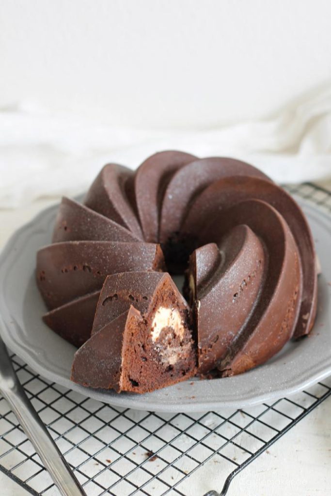 Super schokoladiger Cheesecake Gugelhupf « Castlemaker Foodblog ...